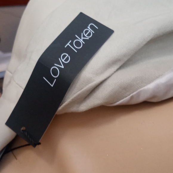 Love Token Zippered Vest - Picture 5 of 7